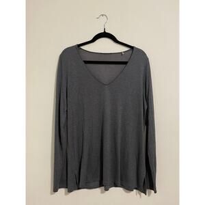 Tahari Women's Gray Long Sleeve Very Lightweight V-Neck Top Size XL